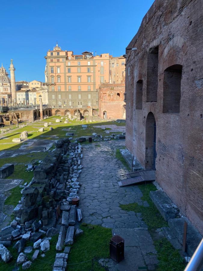 M Empire * Roma
